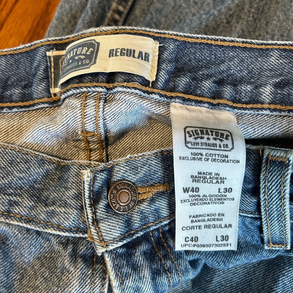 Signature by Levi Strauss Blue Relaxed Jeans - Picture 4 of 4